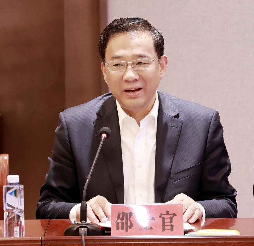 邵士官.jpg 邵士官.jpg