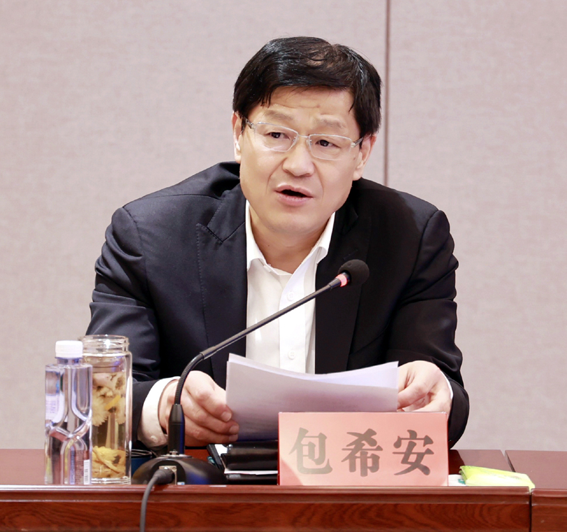 包希安.jpg 包希安.jpg